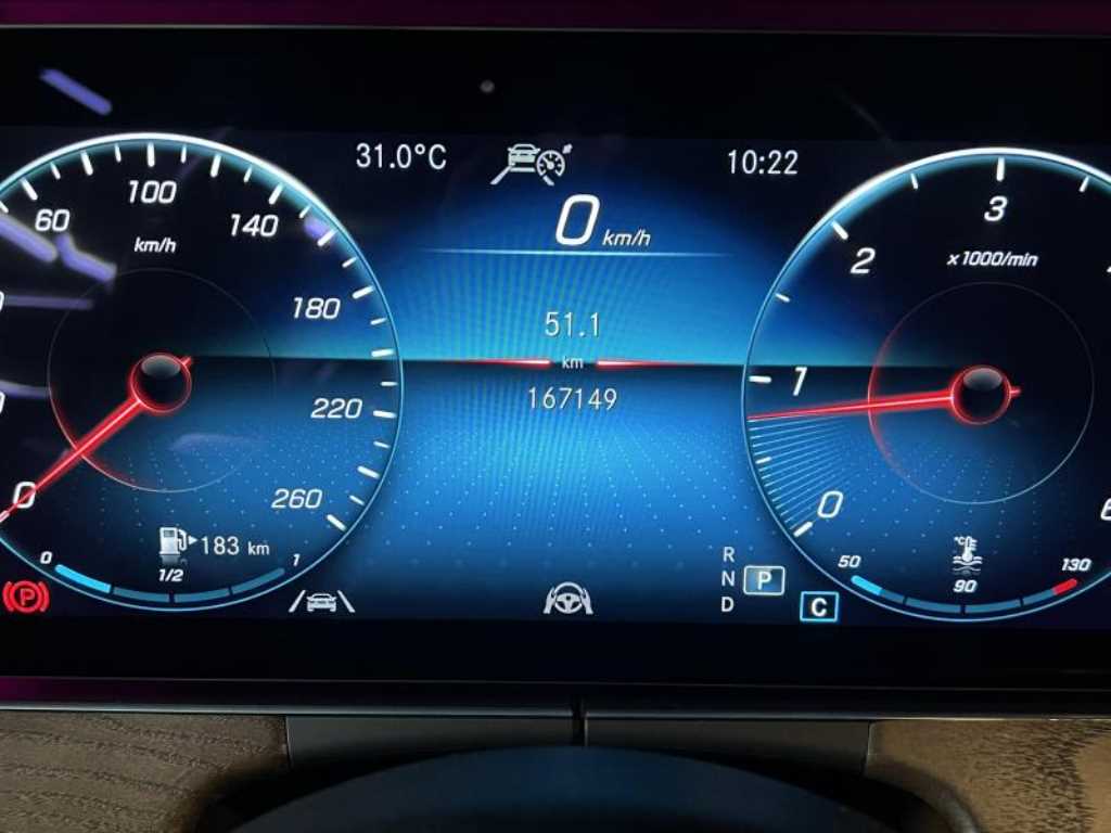 Mercedes-Benz E-Class — photo 10