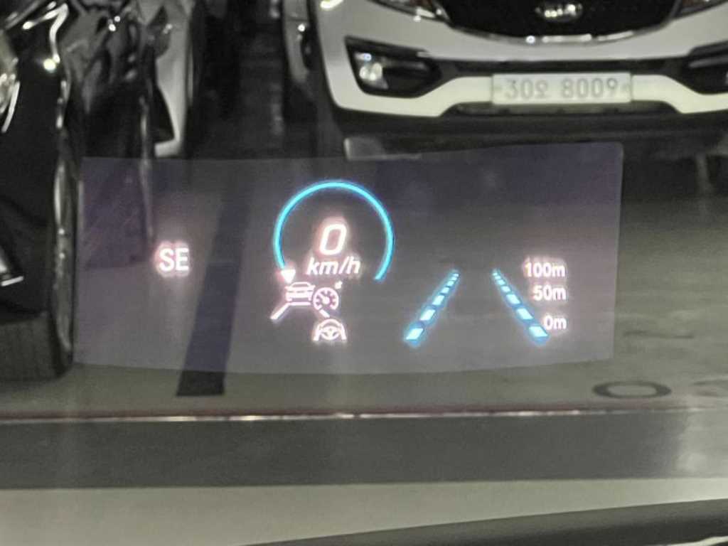 Mercedes-Benz E-Class — photo 14