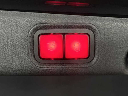Mercedes-Benz E-Class — photo 17