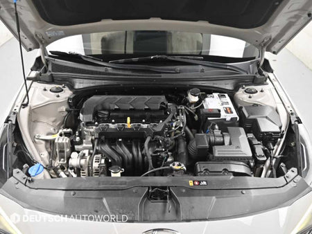Hyundai Avante — photo 07