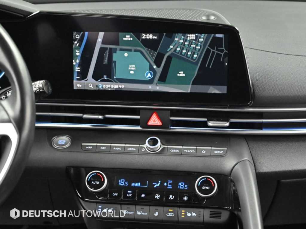 Hyundai Avante — photo 14