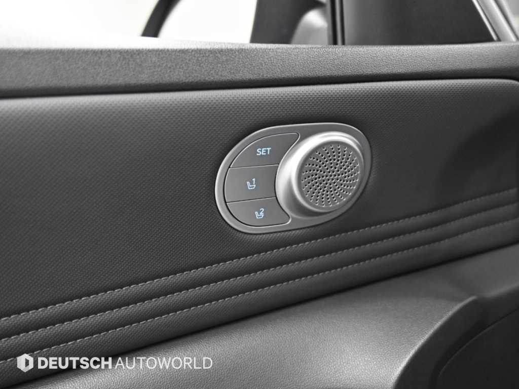 Hyundai Avante — photo 19