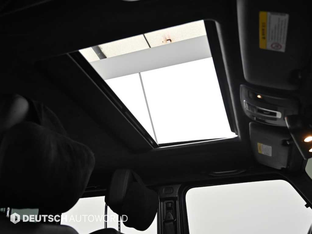 Mercedes-Benz G-Class — photo 18