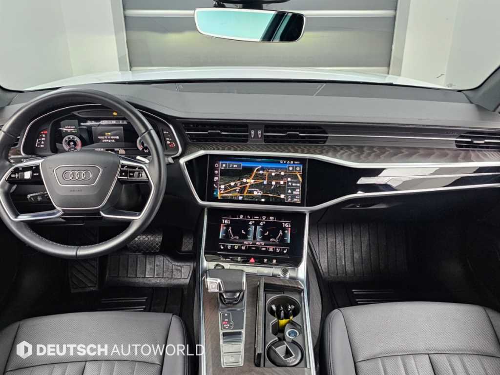 Audi A6 — photo 07