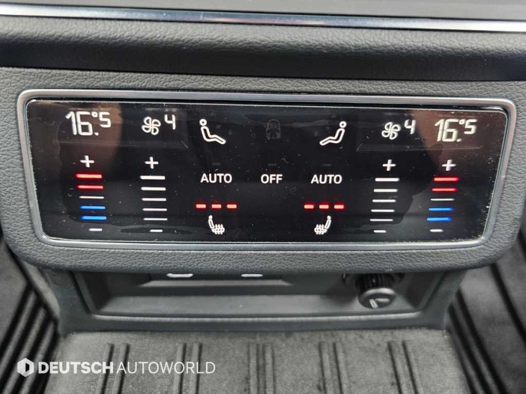 Audi A6 — photo 16