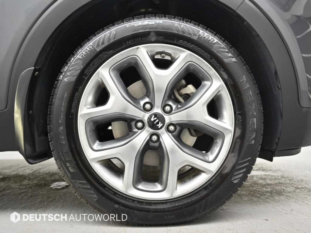 Kia Sorento — photo 05