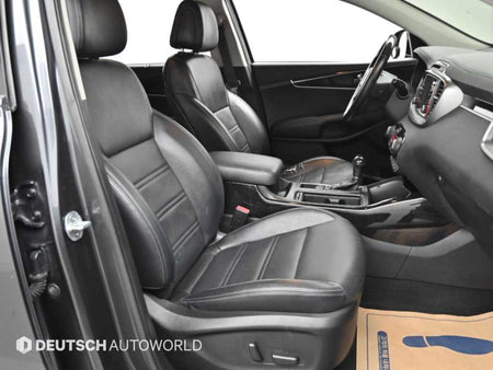 Kia Sorento — photo 10