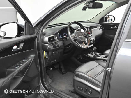 Kia Sorento — photo 11
