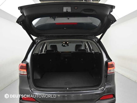 Kia Sorento — photo 19
