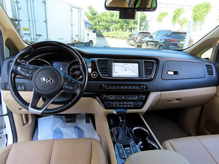 Kia Carnival — photo 08