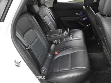 Jaguar E-PACE — photo 11