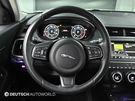 Jaguar E-PACE — photo 12