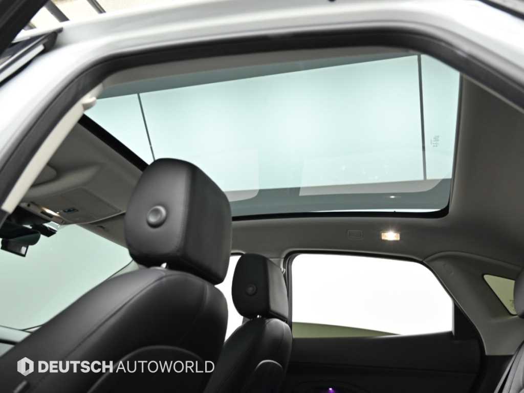 Jaguar E-PACE — photo 17