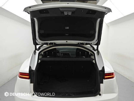 Jaguar E-PACE — photo 18