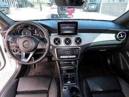 Mercedes-Benz CLA-Class — photo 07