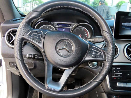 Mercedes-Benz CLA-Class — photo 08