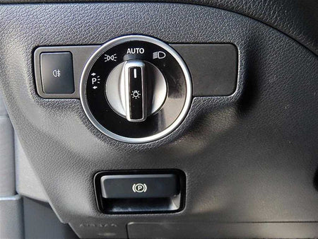 Mercedes-Benz CLA-Class — photo 12