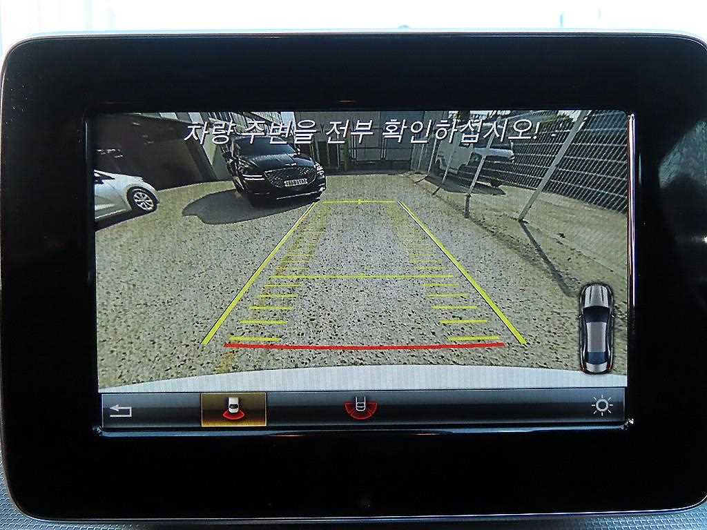 Mercedes-Benz CLA-Class — photo 15