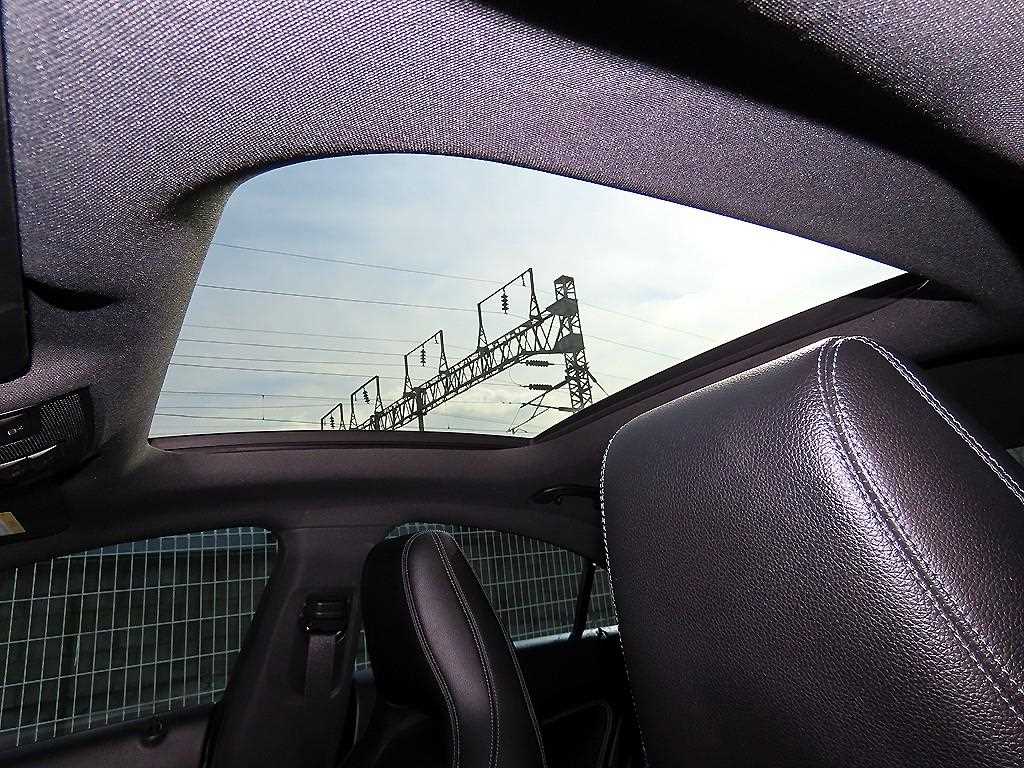 Mercedes-Benz CLA-Class — photo 18