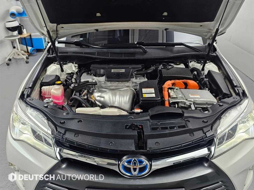 Toyota Camry — photo 06