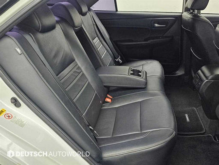 Toyota Camry — photo 12