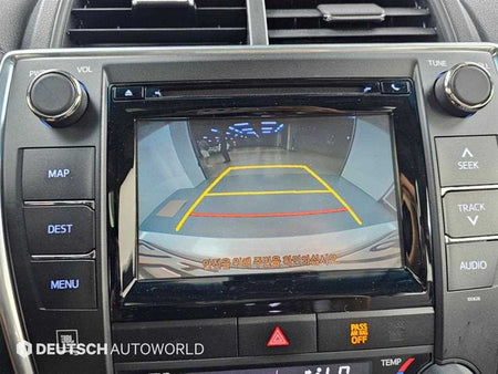 Toyota Camry — photo 15