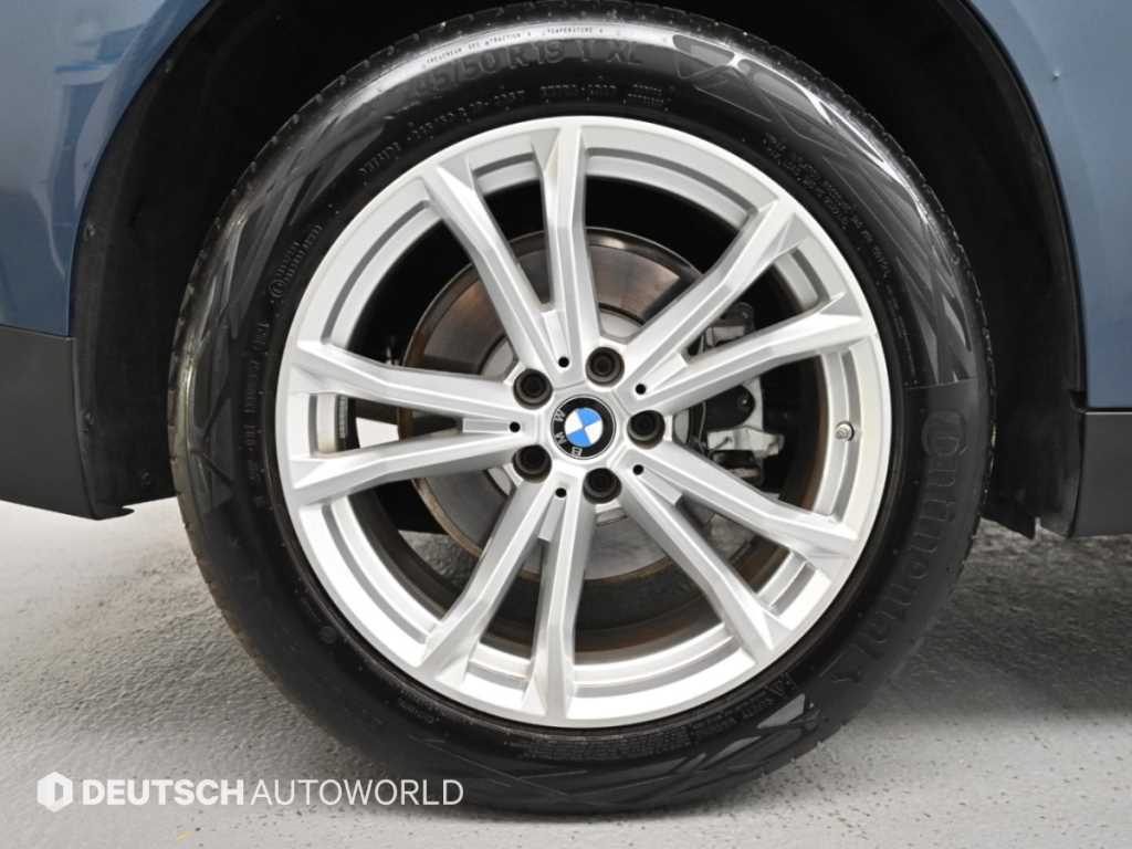 BMW X3 — photo 05