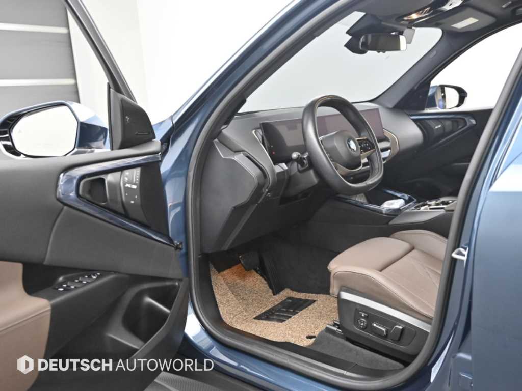 BMW X3 — photo 11
