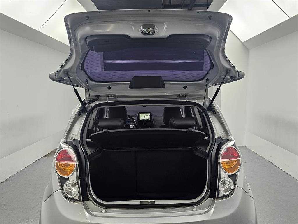 CHEVROLET Spark — photo 05