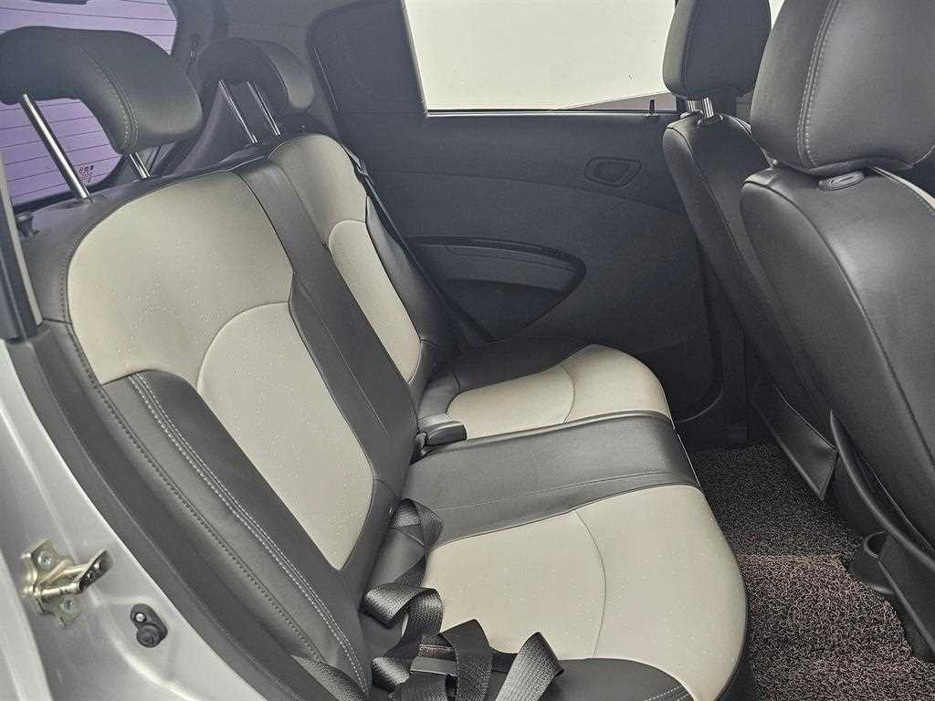 CHEVROLET Spark — photo 12