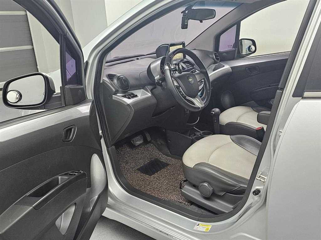 CHEVROLET Spark — photo 16