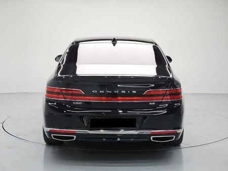 Genesis G90 — photo 03