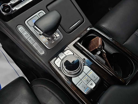 Genesis G90 — photo 08
