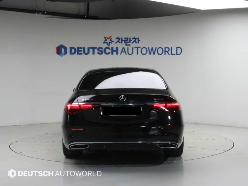 Mercedes-Benz S-Class — photo 04