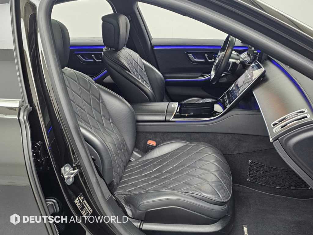 Mercedes-Benz S-Class — photo 10