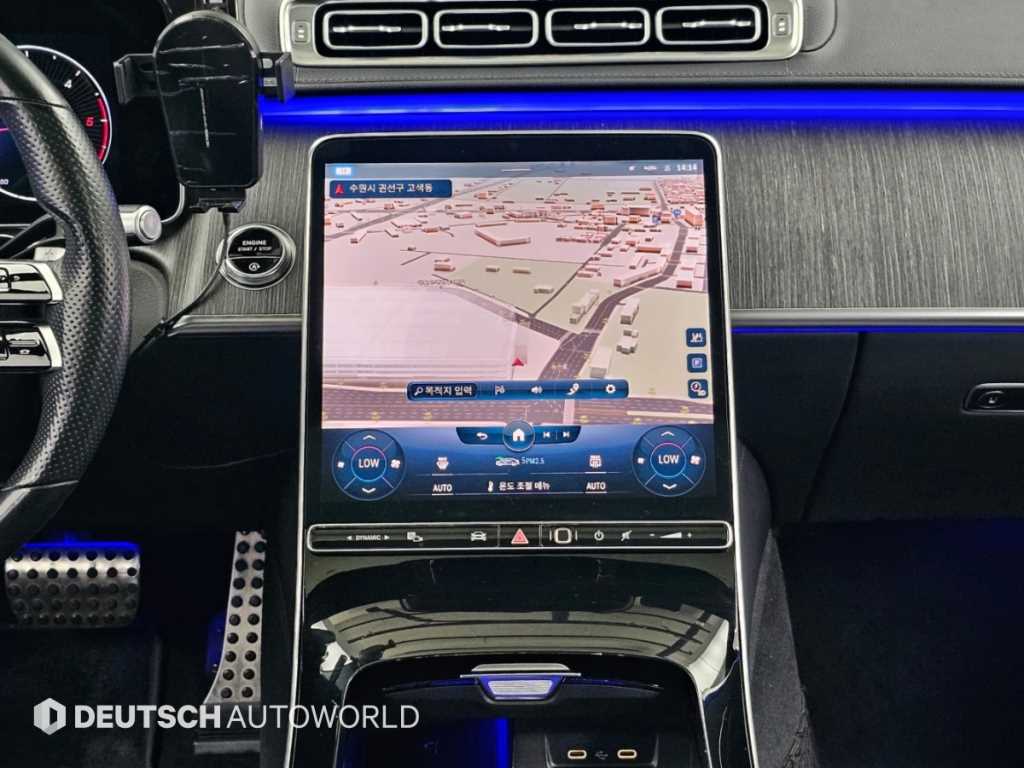 Mercedes-Benz S-Class — photo 14