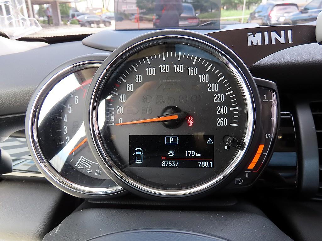 Mini Cooper — photo 09