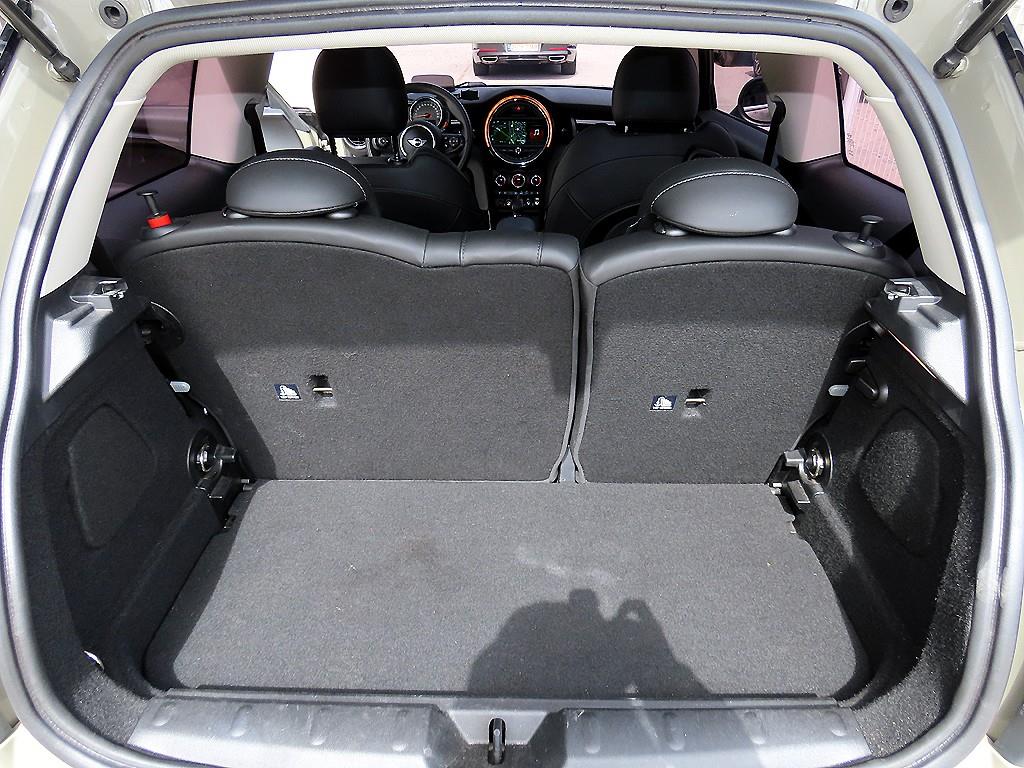Mini Cooper — photo 18