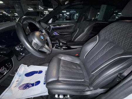 BMW 5-Series — photo 07