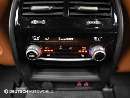 BMW 5-Series — photo 16