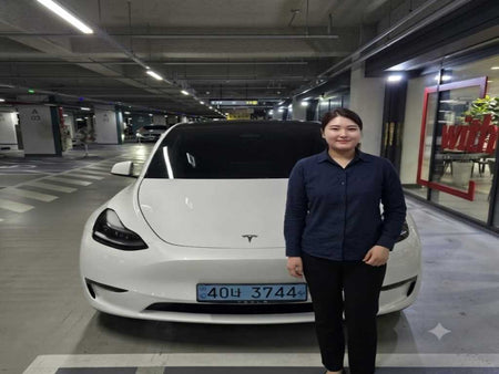 Tesla Model Y — photo 01