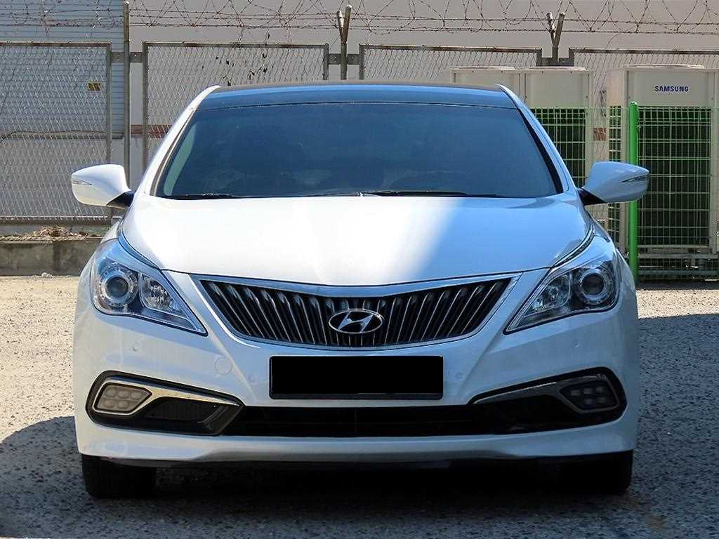 Hyundai Grandeur — photo 01