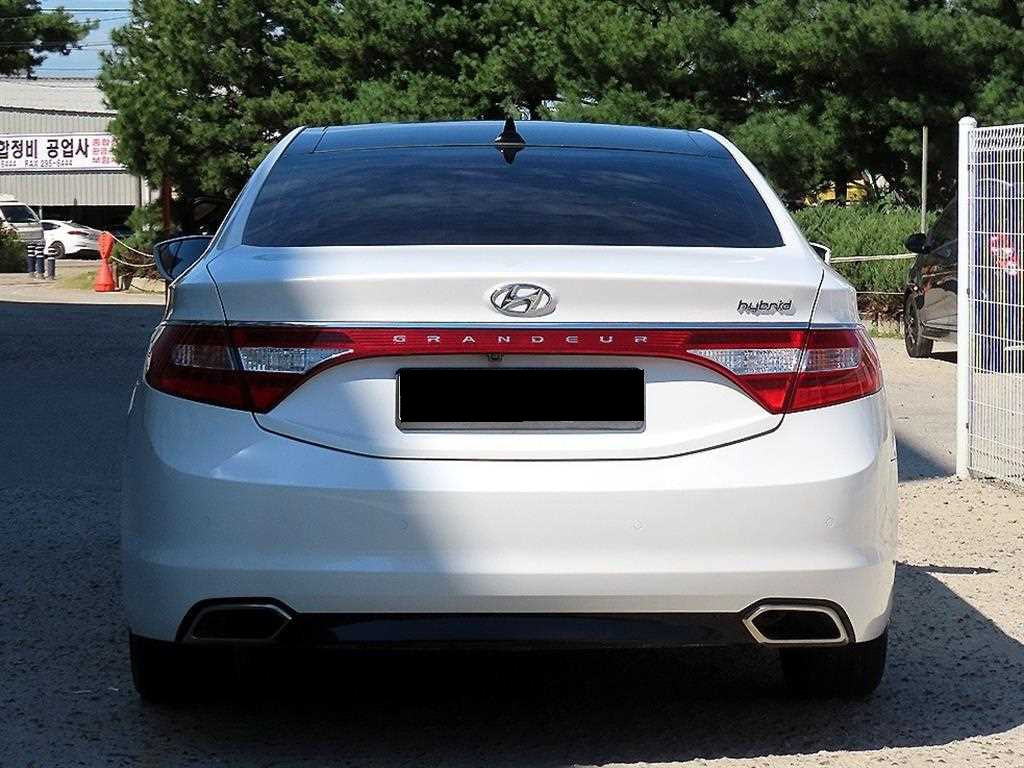 Hyundai Grandeur — photo 04
