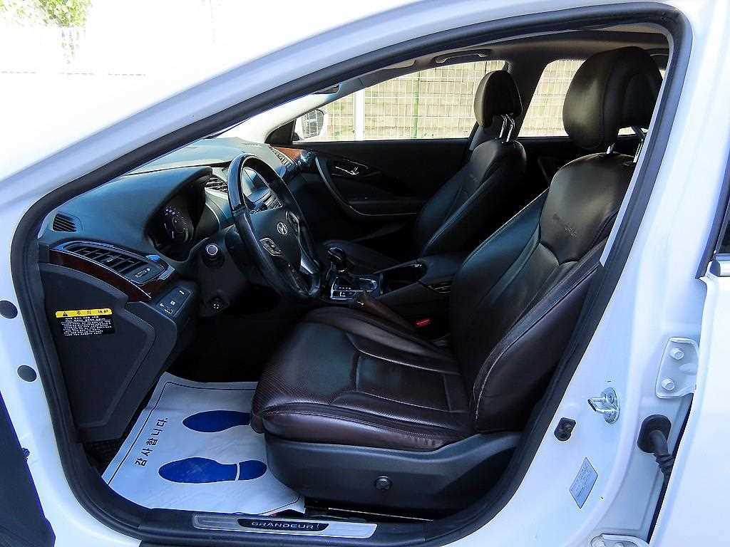 Hyundai Grandeur — photo 05