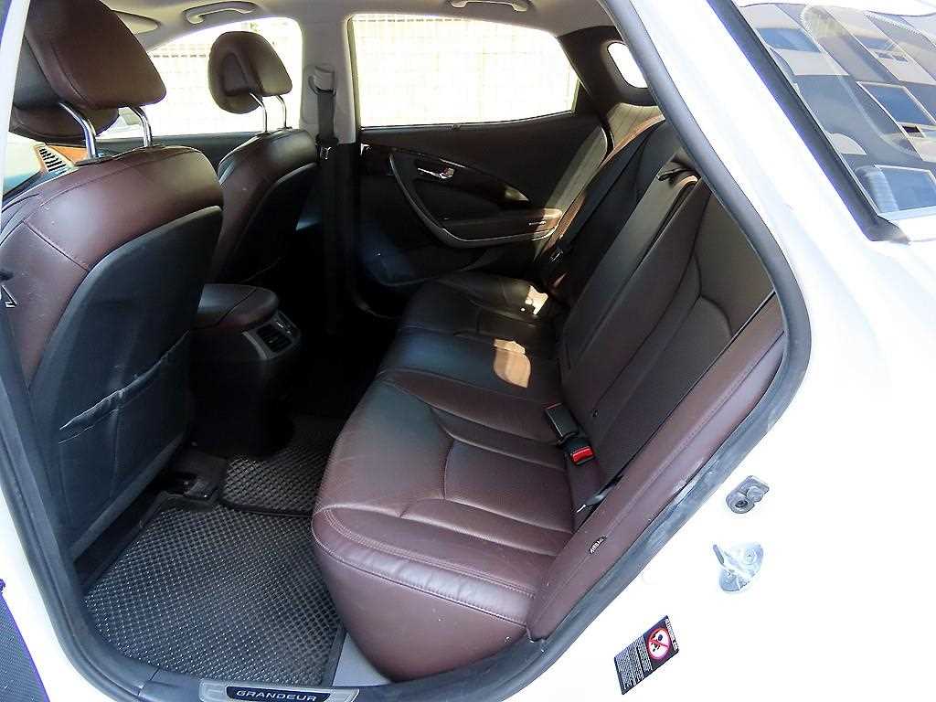 Hyundai Grandeur — photo 06