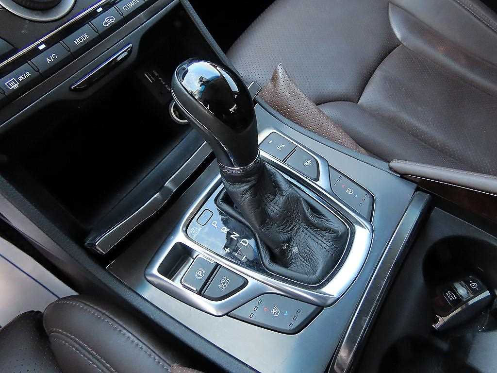 Hyundai Grandeur — photo 10