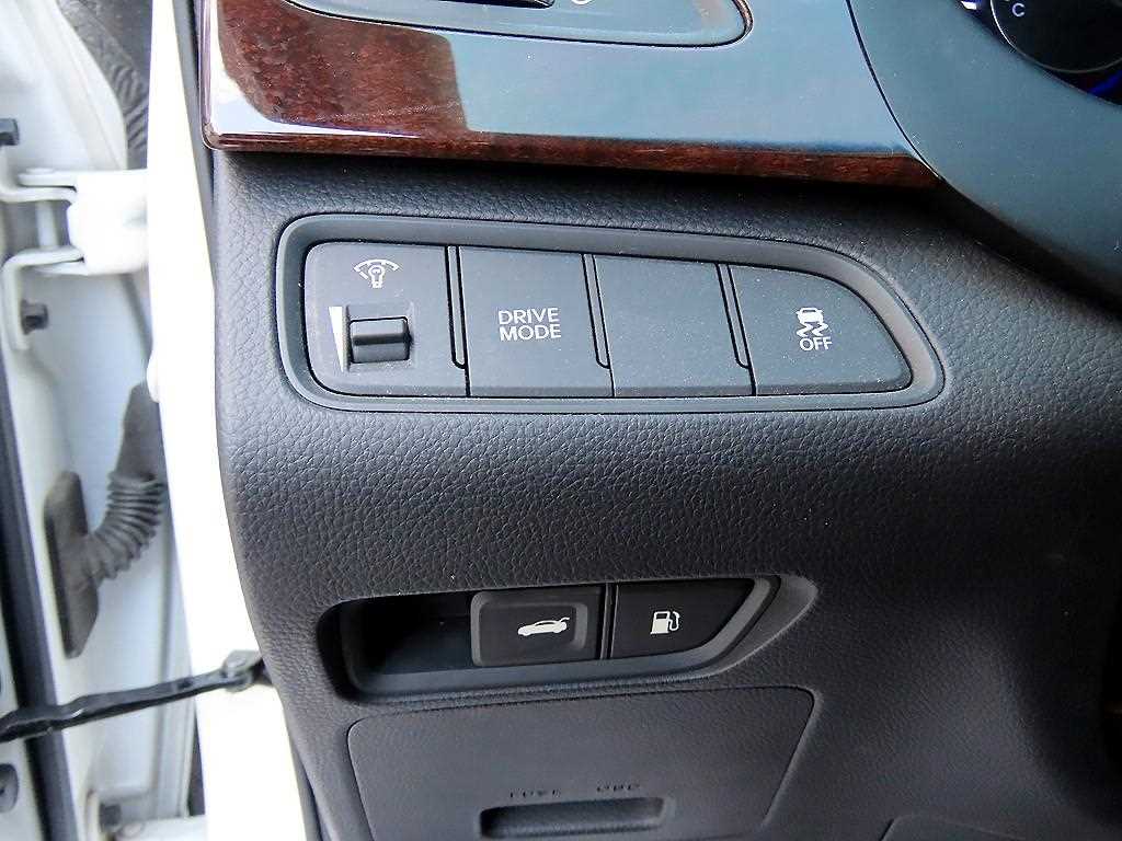 Hyundai Grandeur — photo 12