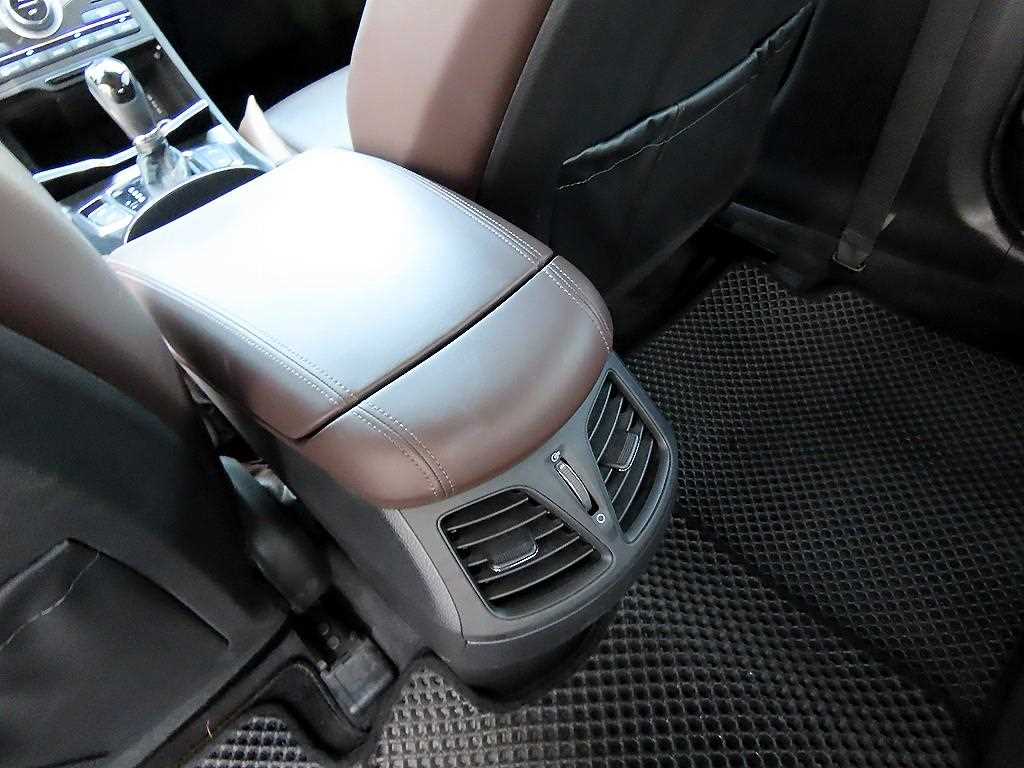 Hyundai Grandeur — photo 17