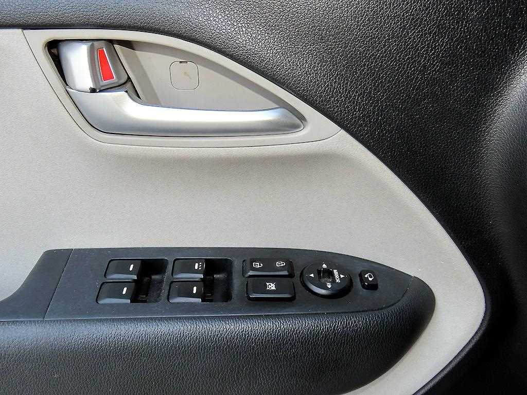 Kia RAY — photo 12