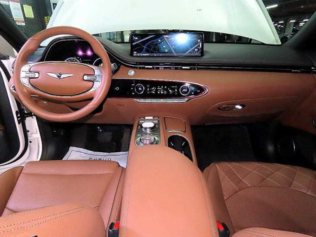 Genesis GV70 — photo 10